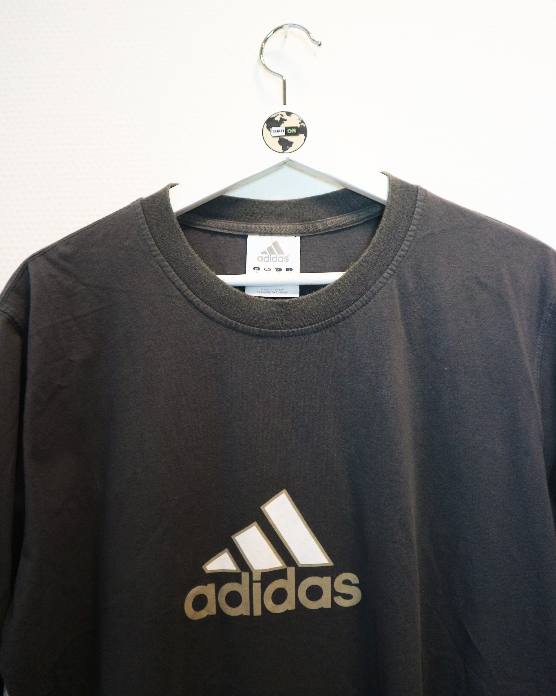 Adidas Shirt M