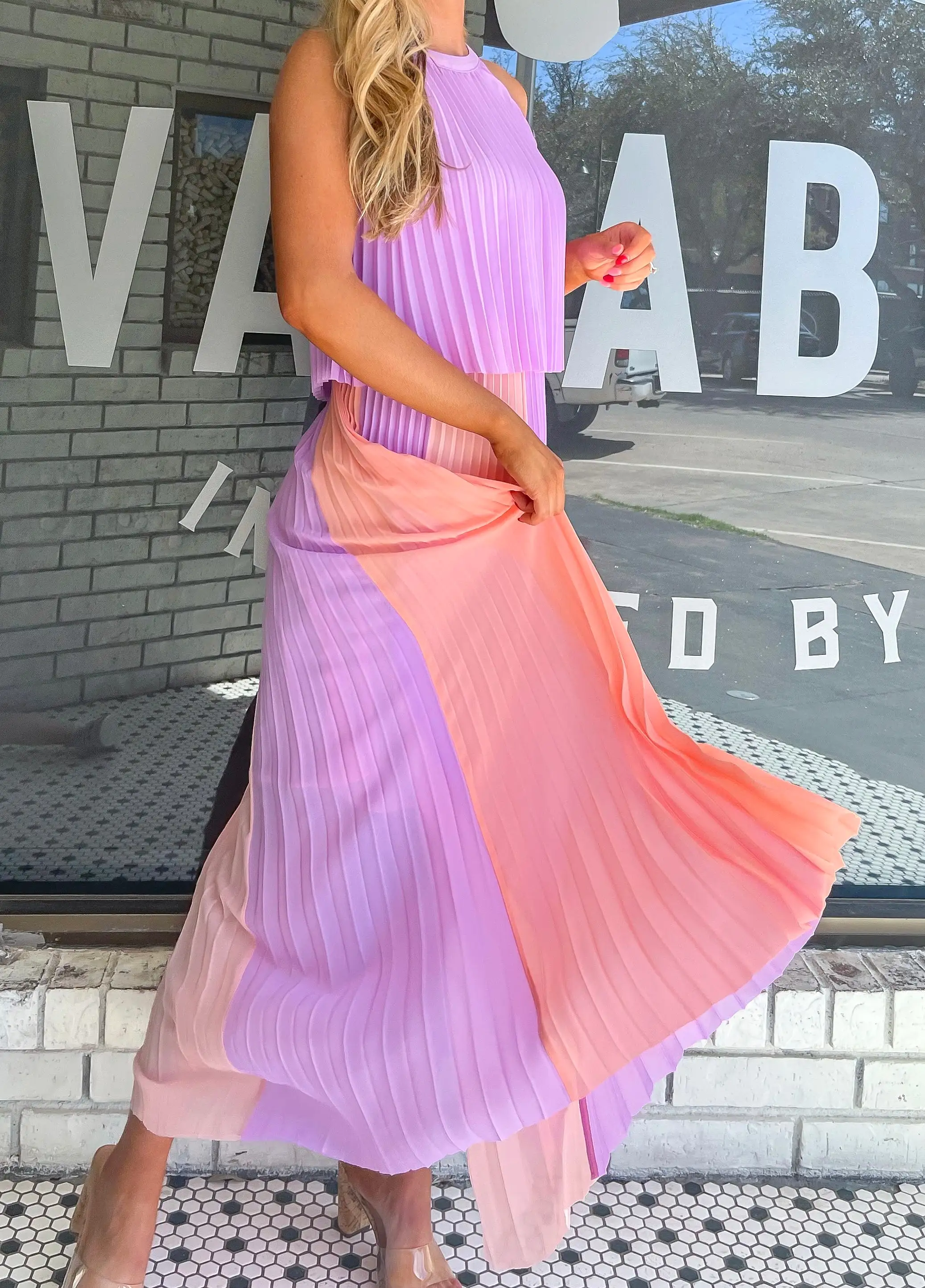 COLOR BLOCK PLEATED HALTER MAXI DRESS - LAVENDER/CORAL