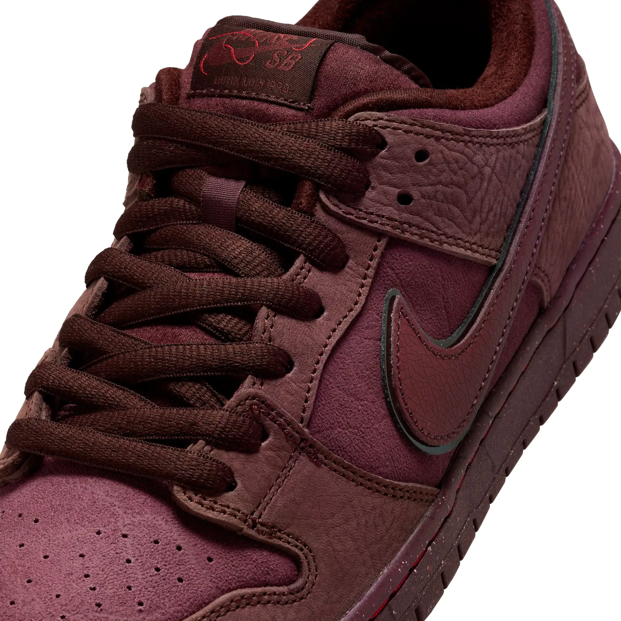 DUNK LOW PRM BURGUNDY CRUSH / DARK TEAM RED / EARTH