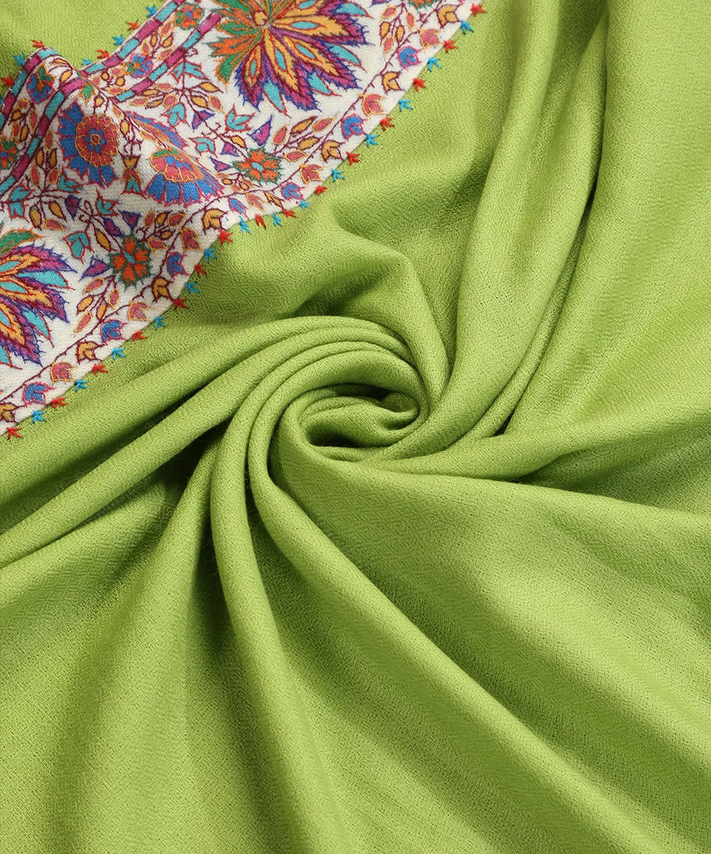 Fresh Green Handwoven Pure Pashmina Stoles With Hand Appliqued Kashidakari Border