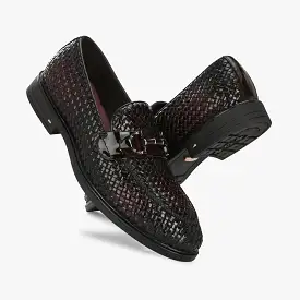 Hand-Woven Buckled Loafers by Lafattio