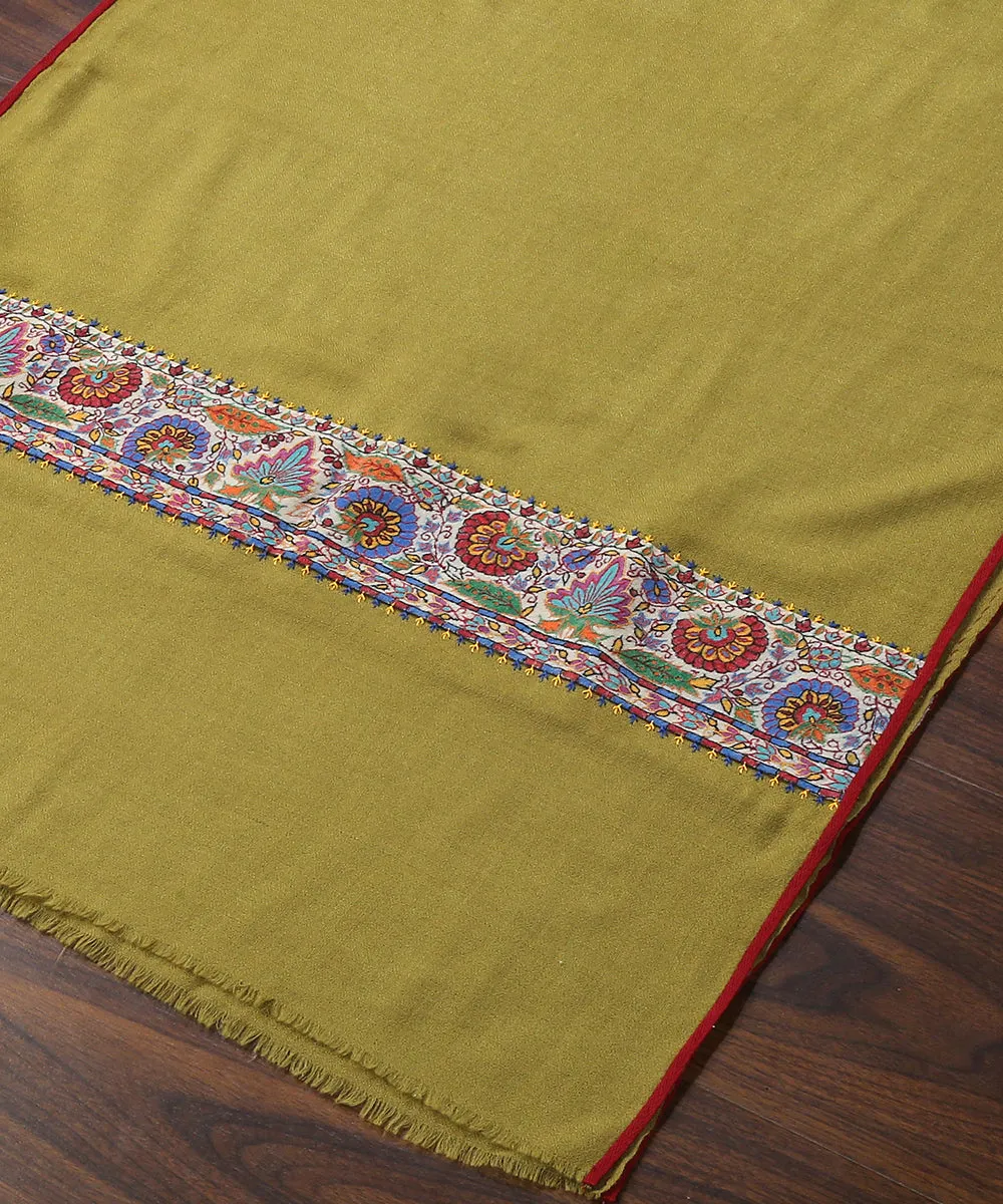 Handwoven Henna Green Pure Pashmina Kalamkari Stole With Hand Appliqued Border And Soznikari