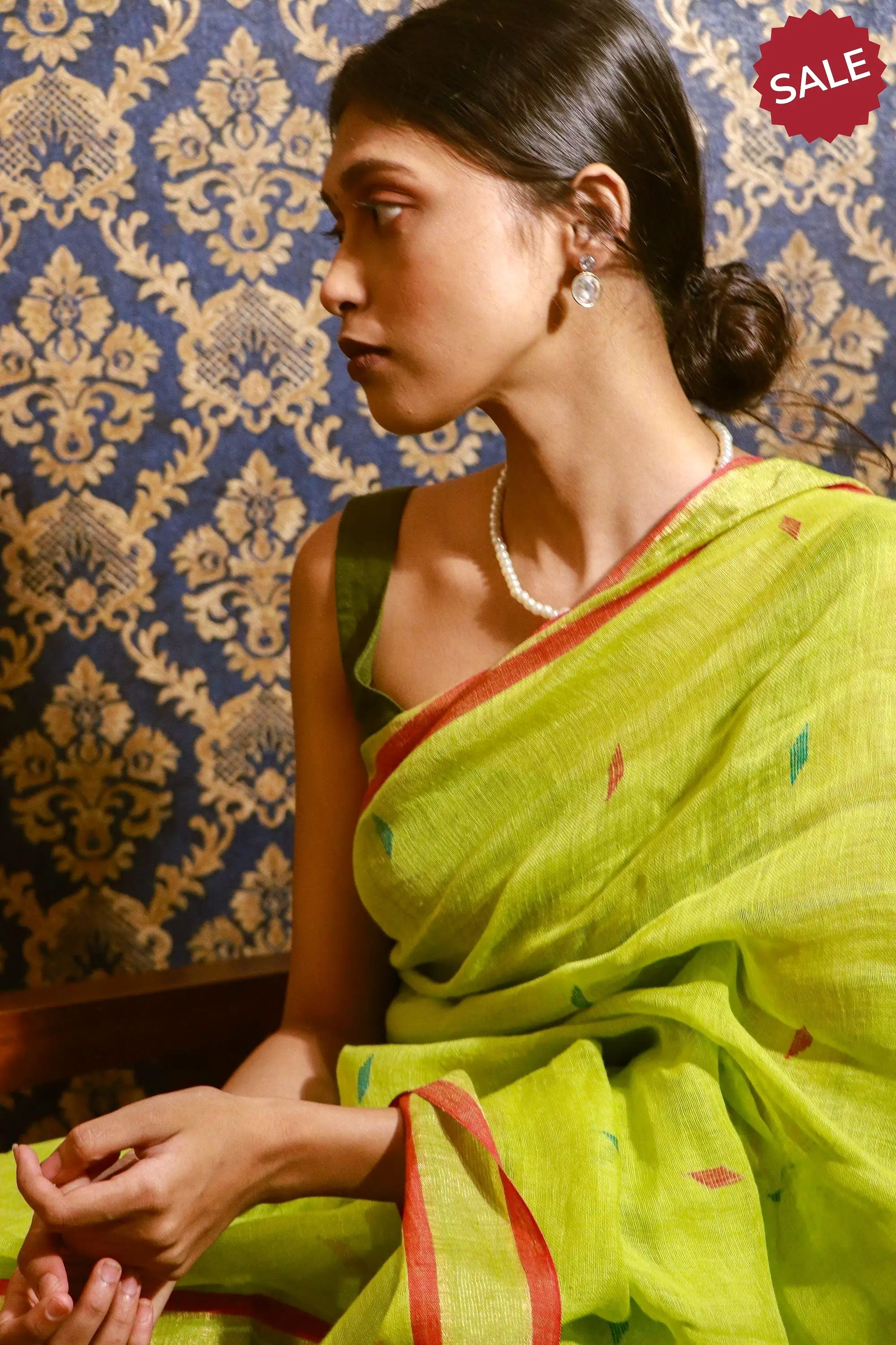 Kaisori Ekaya Harita Linen Jamdani saree