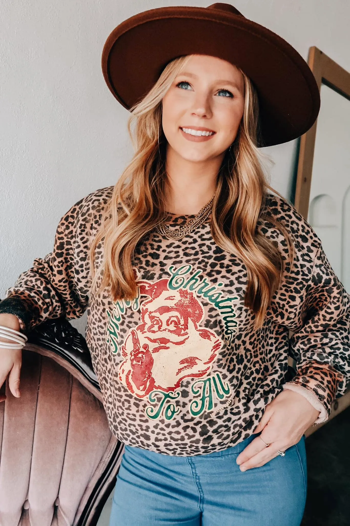 Leopard Vintage Santa Pullover