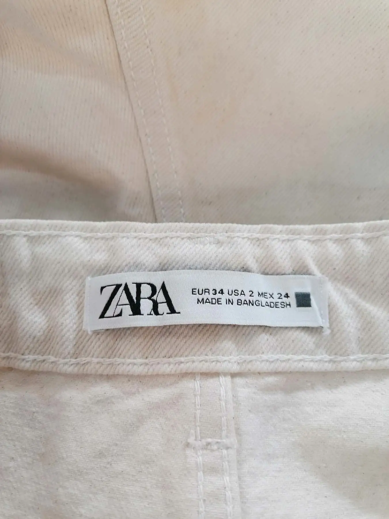 Pantaloni Zara Femei - XS