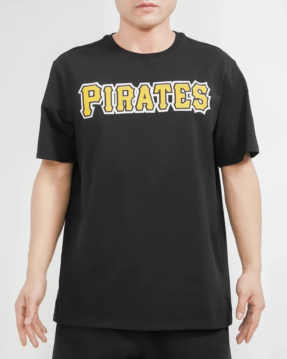 PRO STANDARD Pittsburgh Pirates Tackle Twill Sj Tee (LPP136162)-BLK