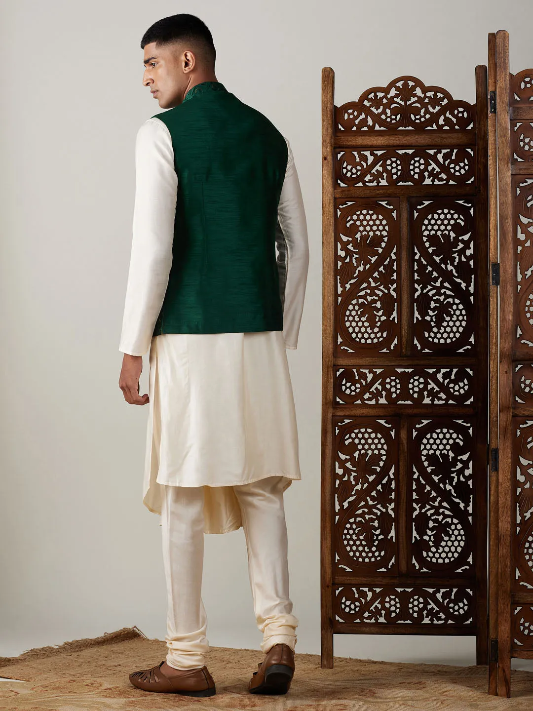 Vastramay Men's Green Jacket Pleated Kurta with Pyjama Set